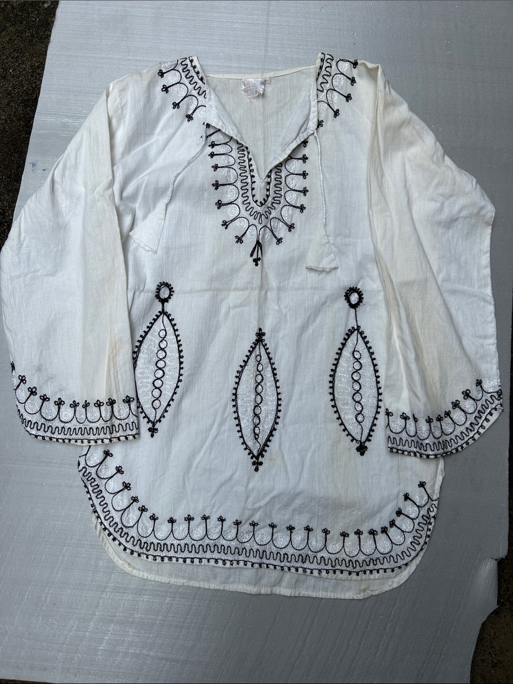 Vintage Bohemian Embroidered White Tunic Top - Black Stitch Detail
